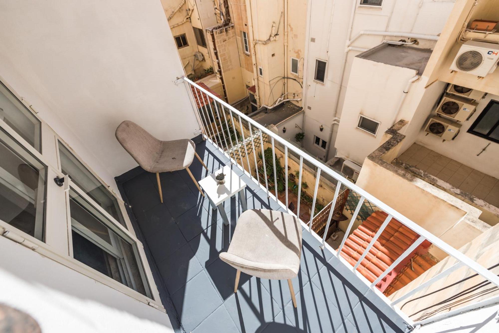 Sliema 3 Bedrooms Apartment Exterior photo